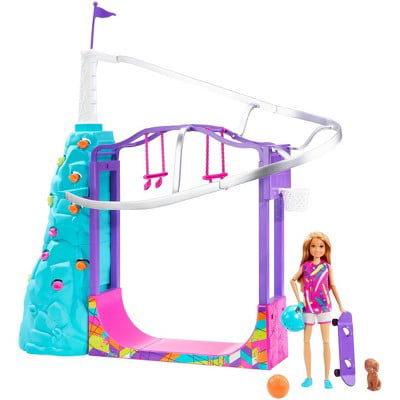 Barbie Dreamhouse Adventure Sports Stacie Basketball Doll with Furniture